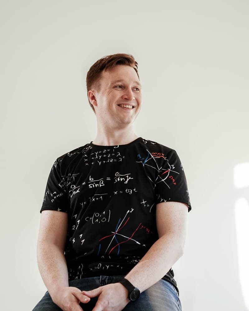 Игорь Мишин